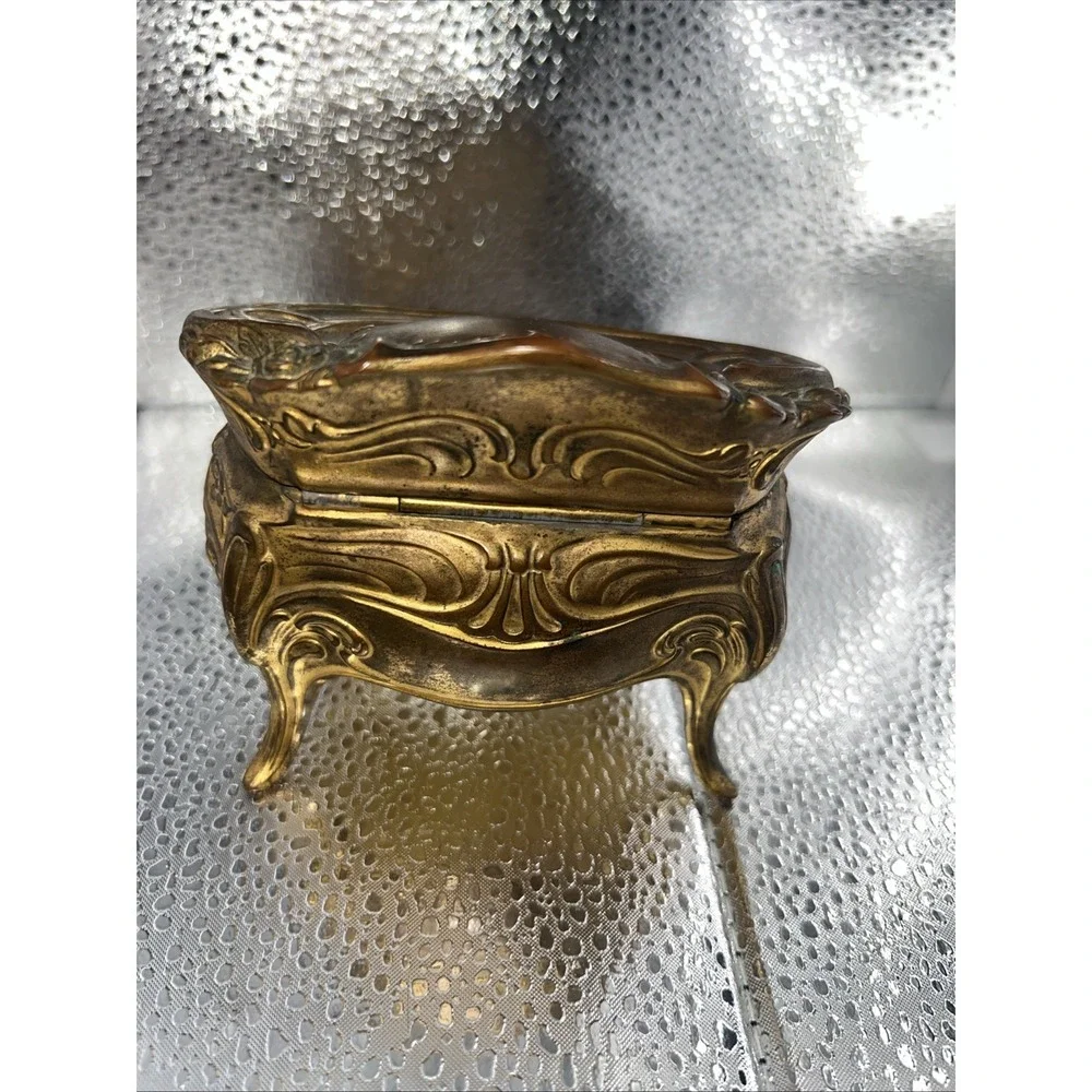 elaborate‎ vintage jewelry casket box brass metal
